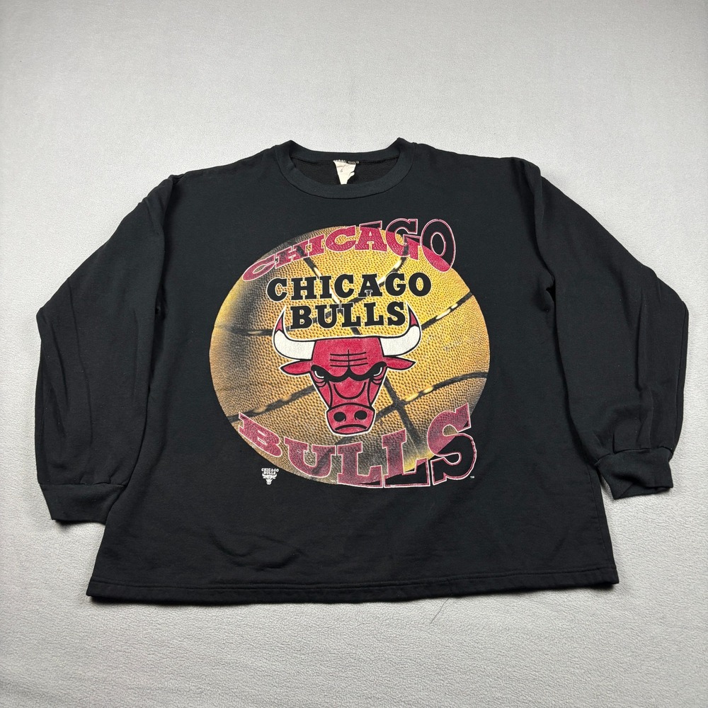 Vintage Chicago Bulls Long Sleeve Graphic T-Shirt Black Mens 90s Basketball